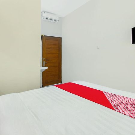 Oyo 1718 Homestay Wak Gobenk Salakan Exterior photo